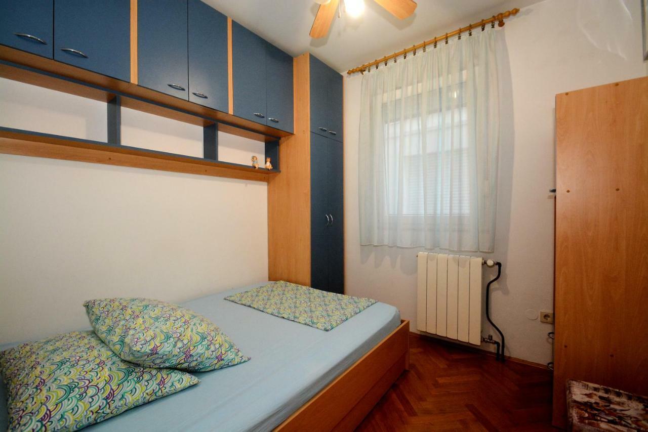 Apartman Vanja 奥米什 外观 照片